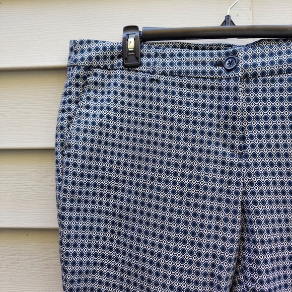 Hilary Radley Black Turquoise Print Capri Ankle Stretch Pants Size 16 comfy Gift - Picture 2 of 3